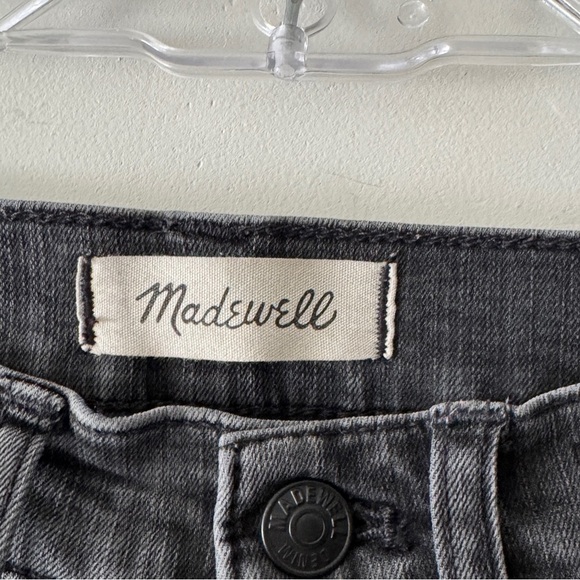 Madewell Stovepipe Jeans in Cement Wash: Raw-Hem Edition - Picture 7 of 9
